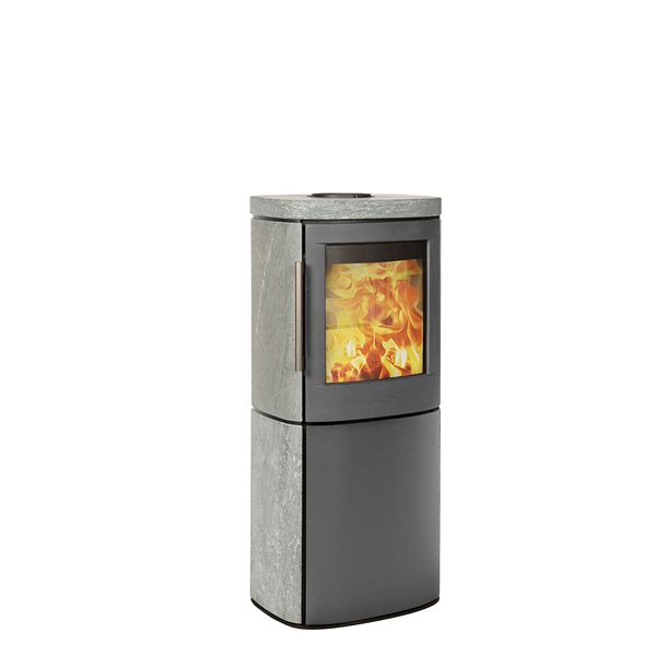 HWAM 4540c серого цвета с облицовкой из мыльного камня